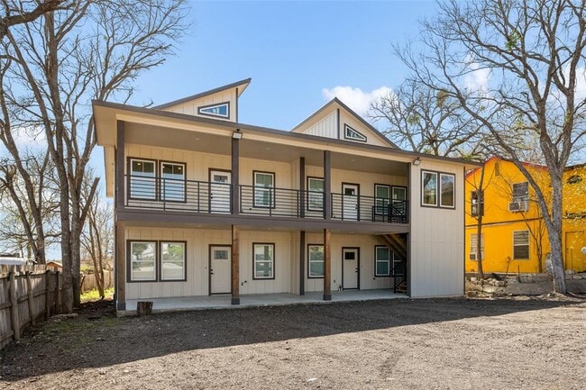 Photo - 15407 Armstrong Ave