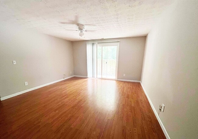 Photo - 525 Lowell Ave Unidad 525-02