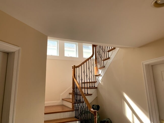 Photo - 5 Murray Ave