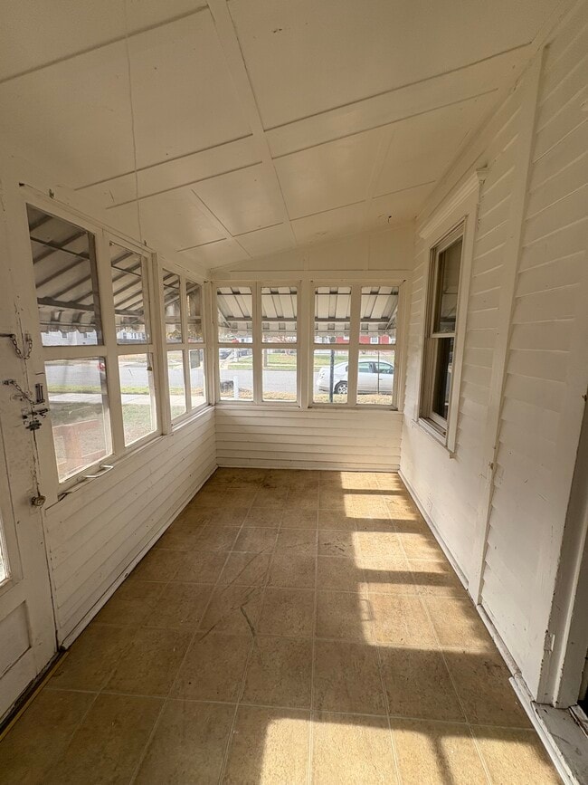 Building Photo - 401 Lafayette Ave Unit Apartment 1