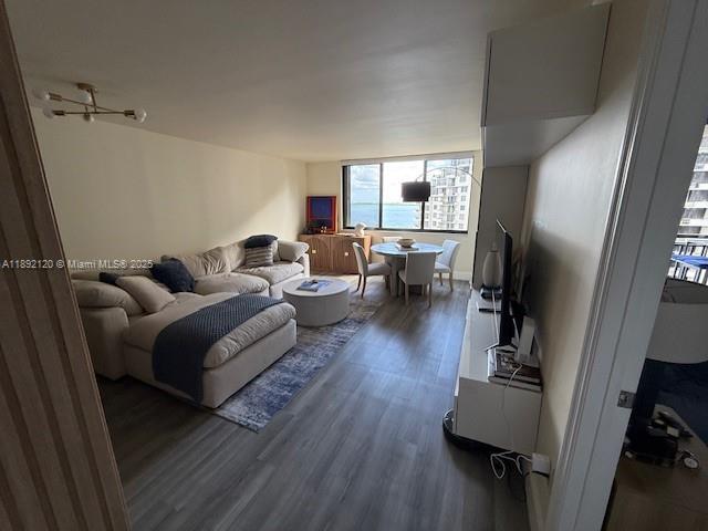 Photo - 540 Brickell Key Dr Unit 1205