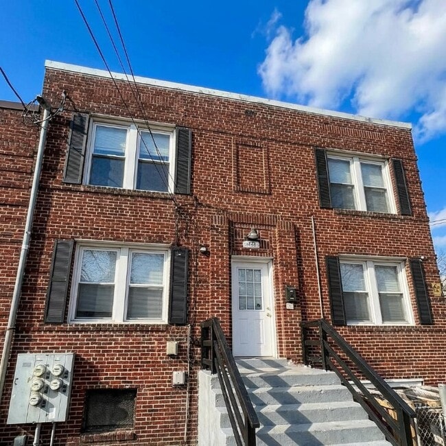 Photo - 2820 Pomeroy Rd SE Unit 1