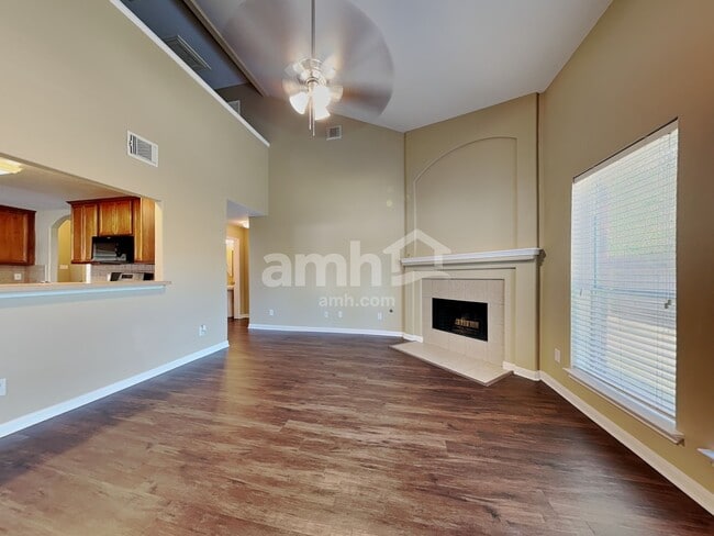 Photo - 22927 Lily Creek Dr