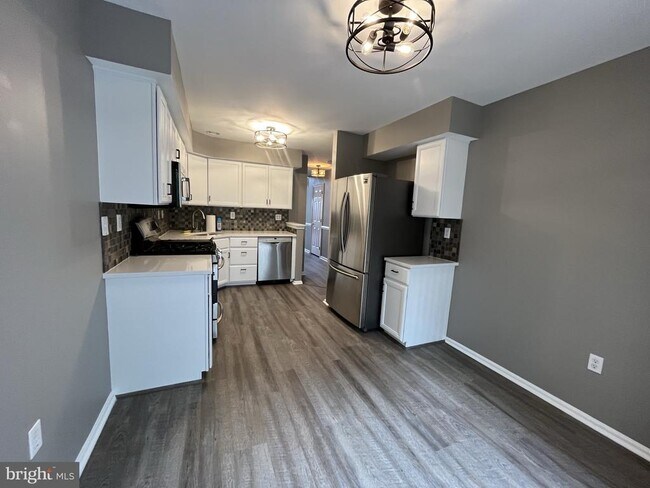 Photo - 2016 Greenes Way Cir