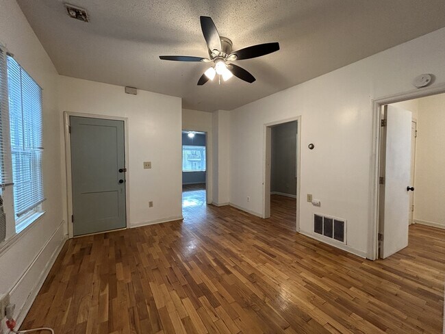 Photo - 2325 1/2 Monitor Place