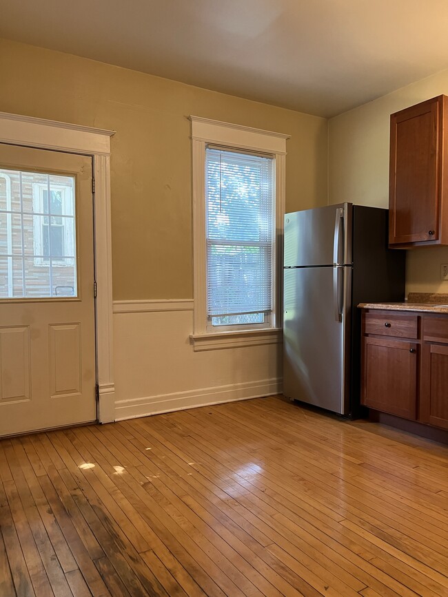 Photo - 2139 S Aldrich St Unit Front house