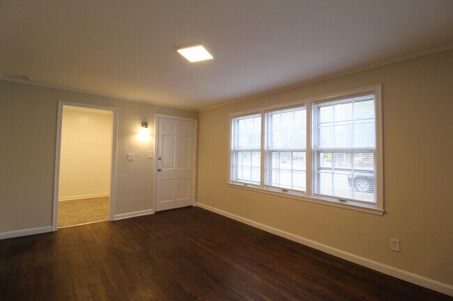 Photo - January FREE On This 1 Bedroom 1 Bath Duplex in Navy Hill Area in Olathe