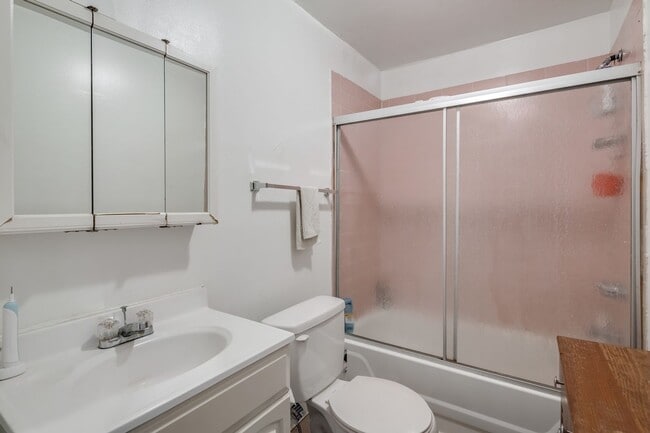 Photo - 1534 S 4th St Unit 3rd Floor