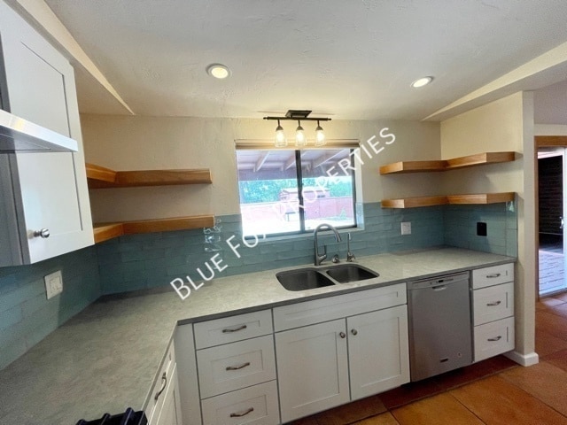 Photo - 729 N Alamo Ave