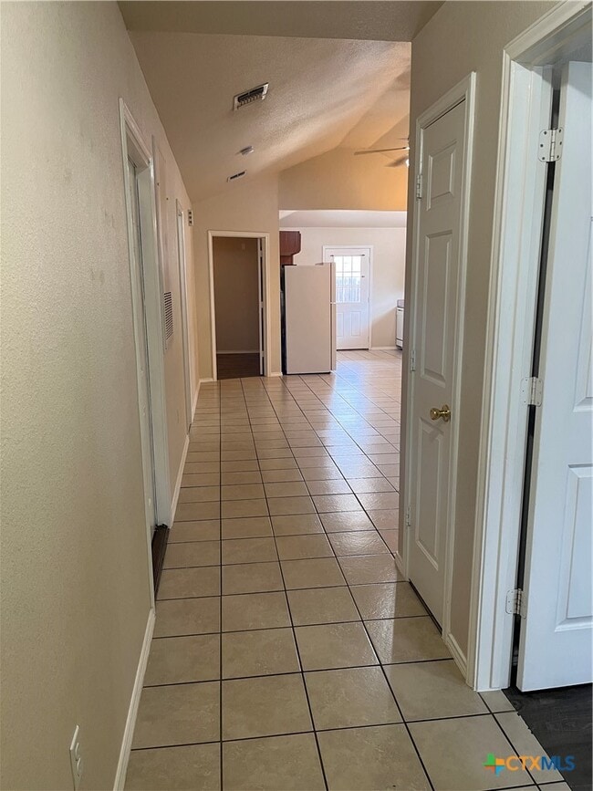 Photo - 1031 Helen Dr