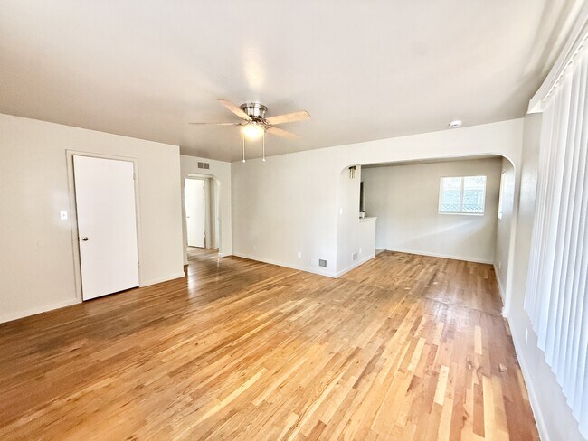 Photo - 1700 Whedbee St