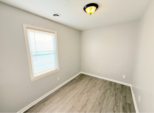 Photo - 23816 Kathleen Ave