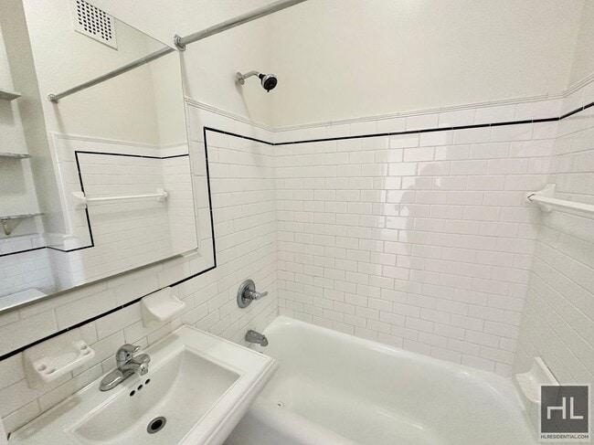 Photo - SECOND AVENUE Unit 8C