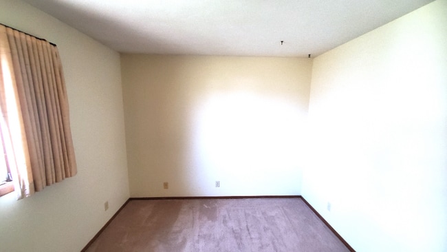 Photo - 516 Matson St