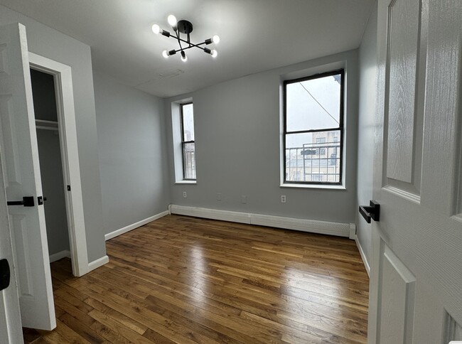 117 Wade St 3G - 124 Wade St Unit 4G