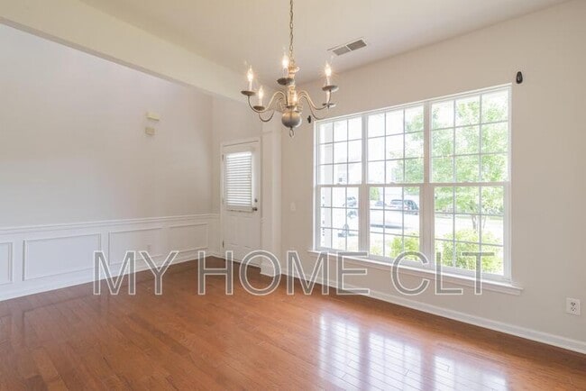 Photo - 2108 Arbor Vista Dr