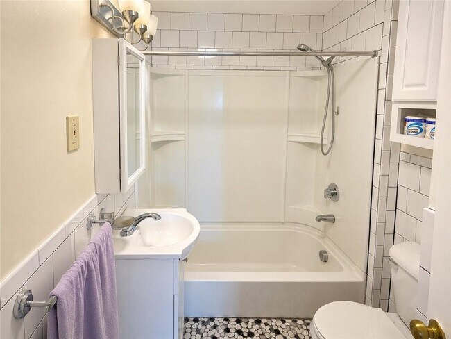 26 Durkin Dr