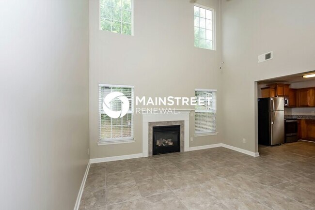 Photo - 3 Bedroom Pet-Friendly Home in Charlotte, NC with Main Street Renewal