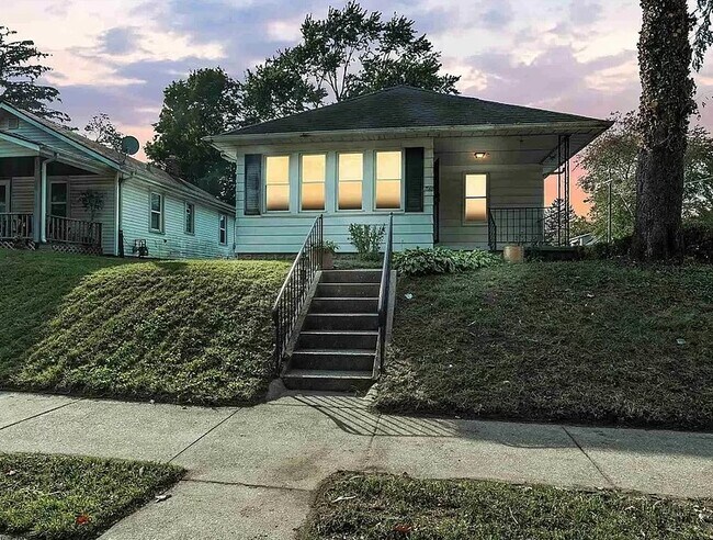 Front Entry - 1149 Wilber St Casa