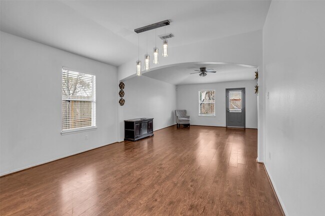 Photo - 9327 Delicado Dr