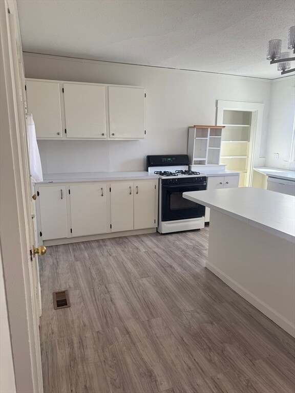 Photo - 238 Lenox St Townhome