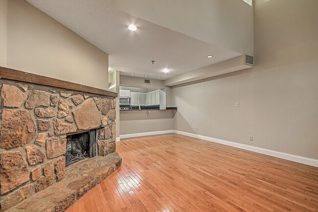 Photo - 109 Beechnut St