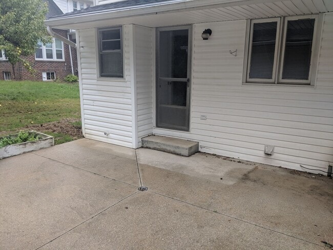 Photo - 711-713 Fairbanks St Unit 713