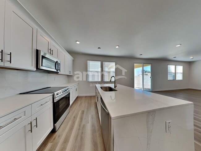 Photo - 20177 W Thomas Rd