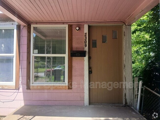 Building Photo - 2309 Idaho Ave Rental