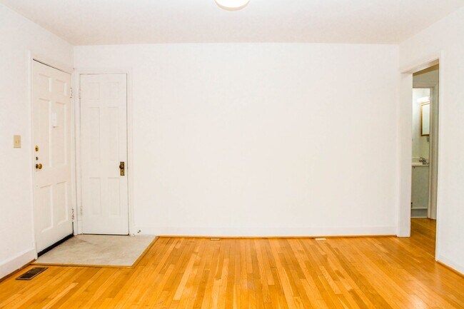 Photo - 2515 Plateau Rd Unit Apt #A