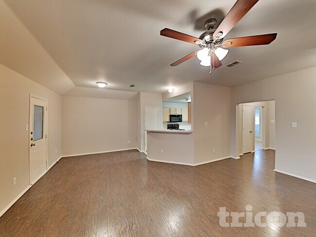 Photo - 1832 McNeely St