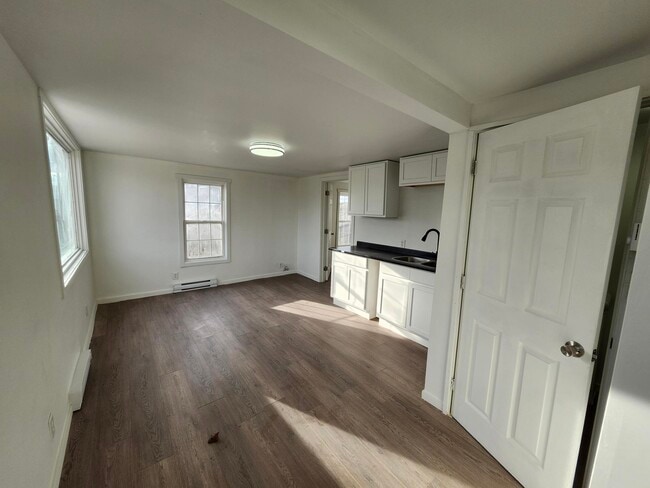 Photo - 9-9 Courtenay Ave Unit 1