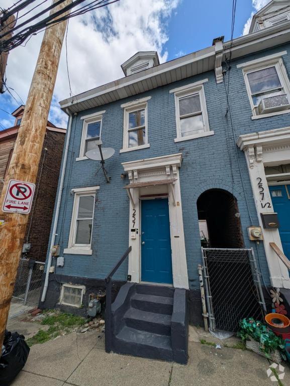 Building Photo - 257 37th St Rental