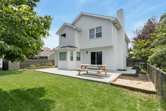 Photo - 4212 Fall River Dr