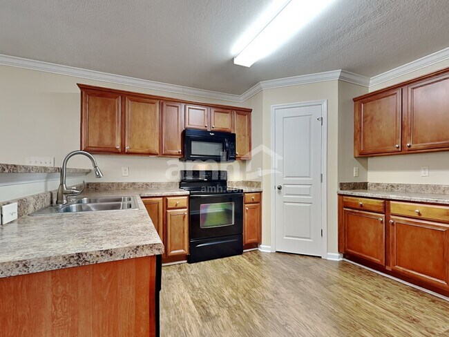 Photo - 6228 E McMillan Creek Dr