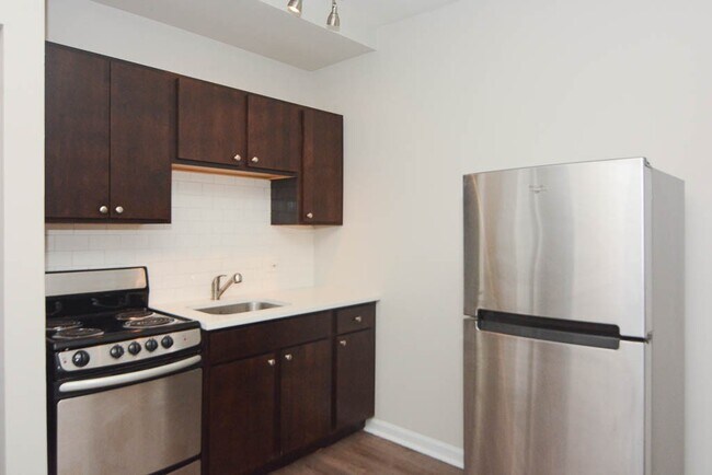 Photo - 1627 N Humboldt Blvd Unit J2