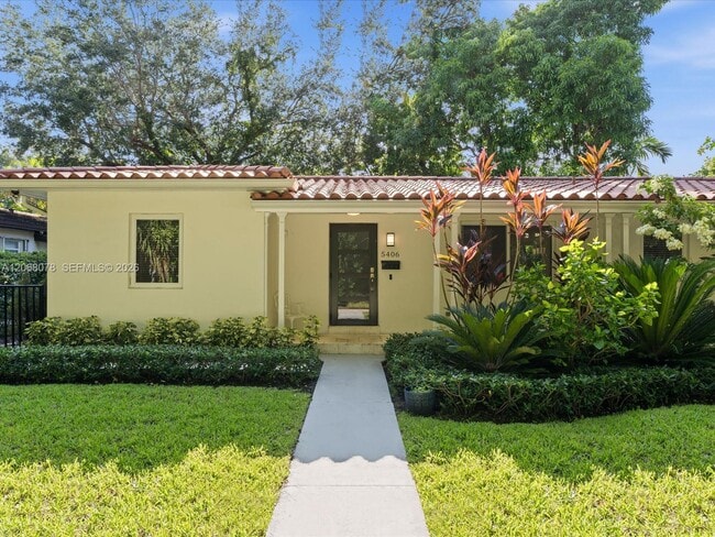 Building Photo - 5406 S Le Jeune Rd