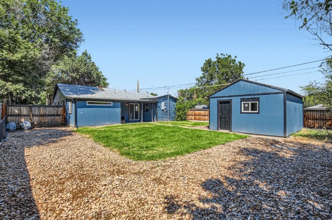 Photo - 1296 Vaughn St