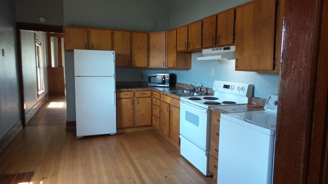 Photo - 620 Medary Ave