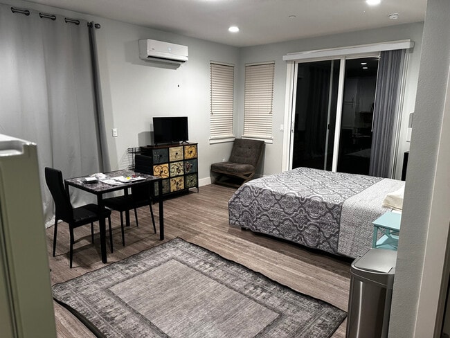 Photo - 273 Copperleaf Ln