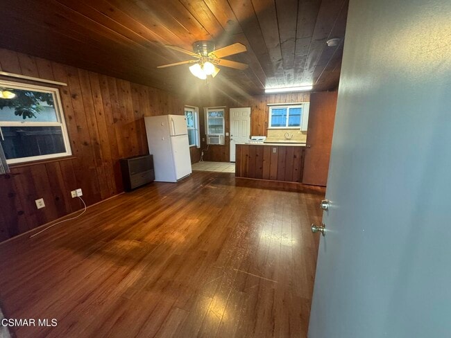 Photo - 1739 Church St