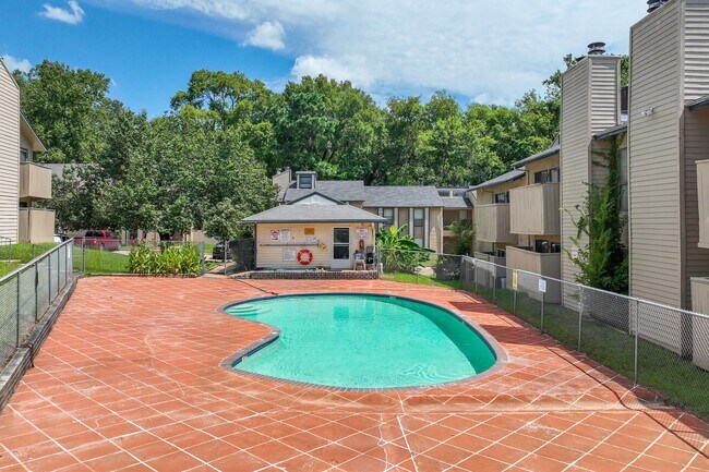 Northview Condominiums