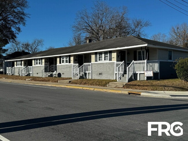 Photo - 600 Howell St Unit D