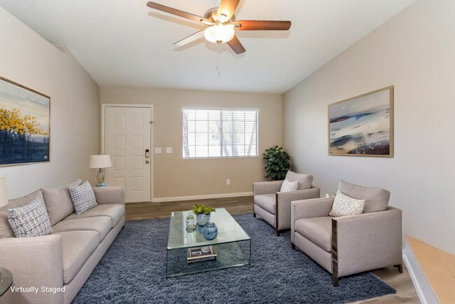 Photo - 1417 E Irwin Ave