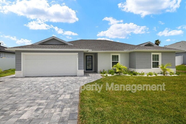 Photo - 213 NW 5th St