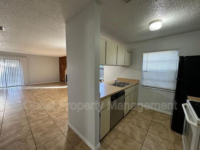 Photo - 2551 Medley Ct Unit 2551GEM