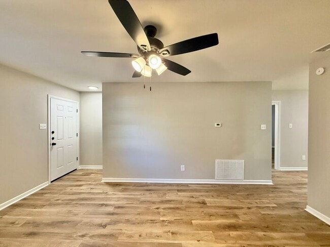 Photo - Newly Renovated Duplex for Rent!