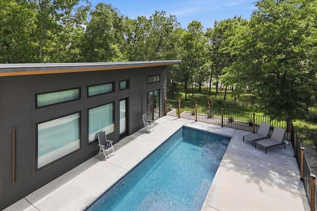 Photo - 201 Kahana Ln