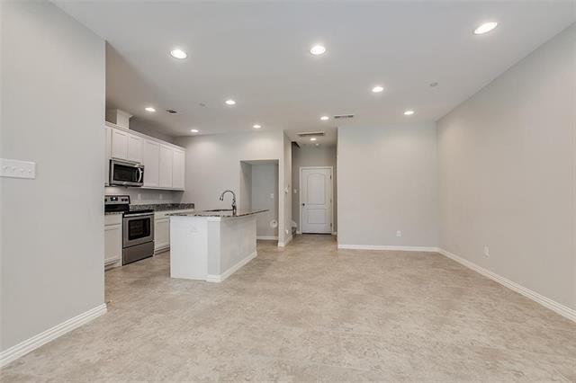 Photo - 1946 Timber Oaks Dr