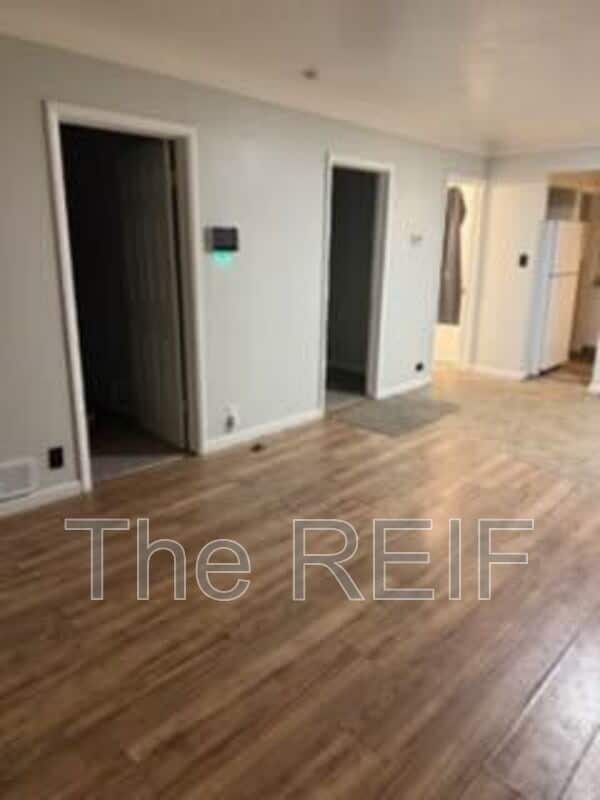 Photo - 1553 Illinois Ave